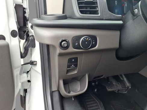 New 2026 Ford Transit 250 148 Medium Roof image 15