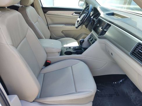 Used 2018 Volkswagen Atlas SE image 41