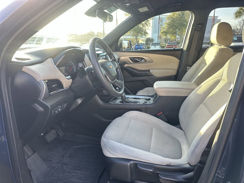 Used 2022 Chevrolet Traverse LS w/ LPO, Cargo Package image 16