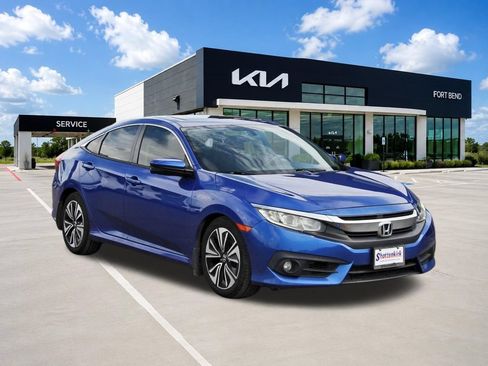 Used 2016 Honda Civic EX-T image 3