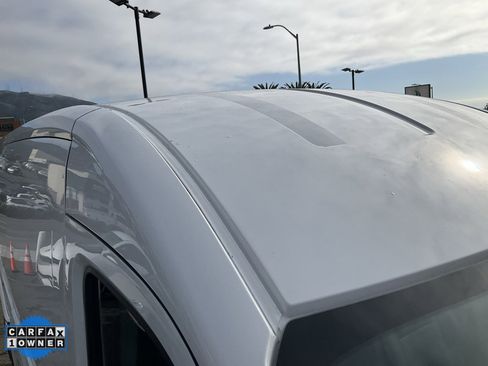 Used 2022 Ford E-Transit Medium Roof image 51