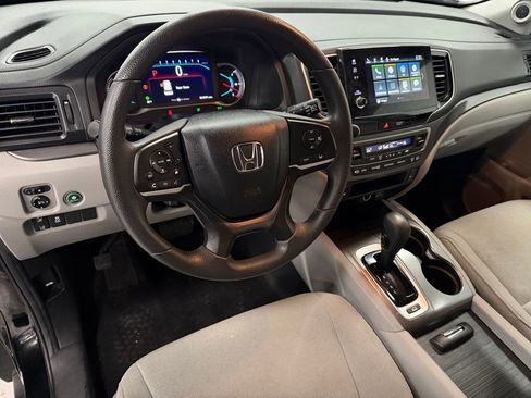 Used 2020 Honda Pilot EX image 11