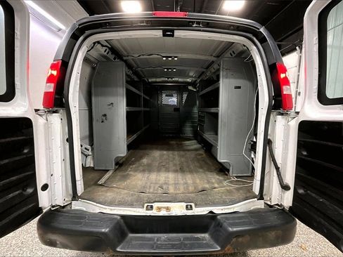 Used 2019 Chevrolet Express 2500 w/ Driver Convenience Package image 19