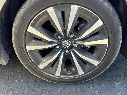 Used 2022 Honda Civic EX image 21