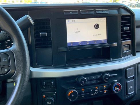 Used 2024 Ford F250 XLT w/ FX4 Off-Road Package image 8