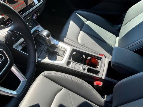 Used 2025 Audi Q3 2.0T Premium Plus w/ Premium Plus Package image 18