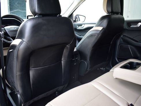 Used 2022 Ford Escape SEL AWD/4WD image 21