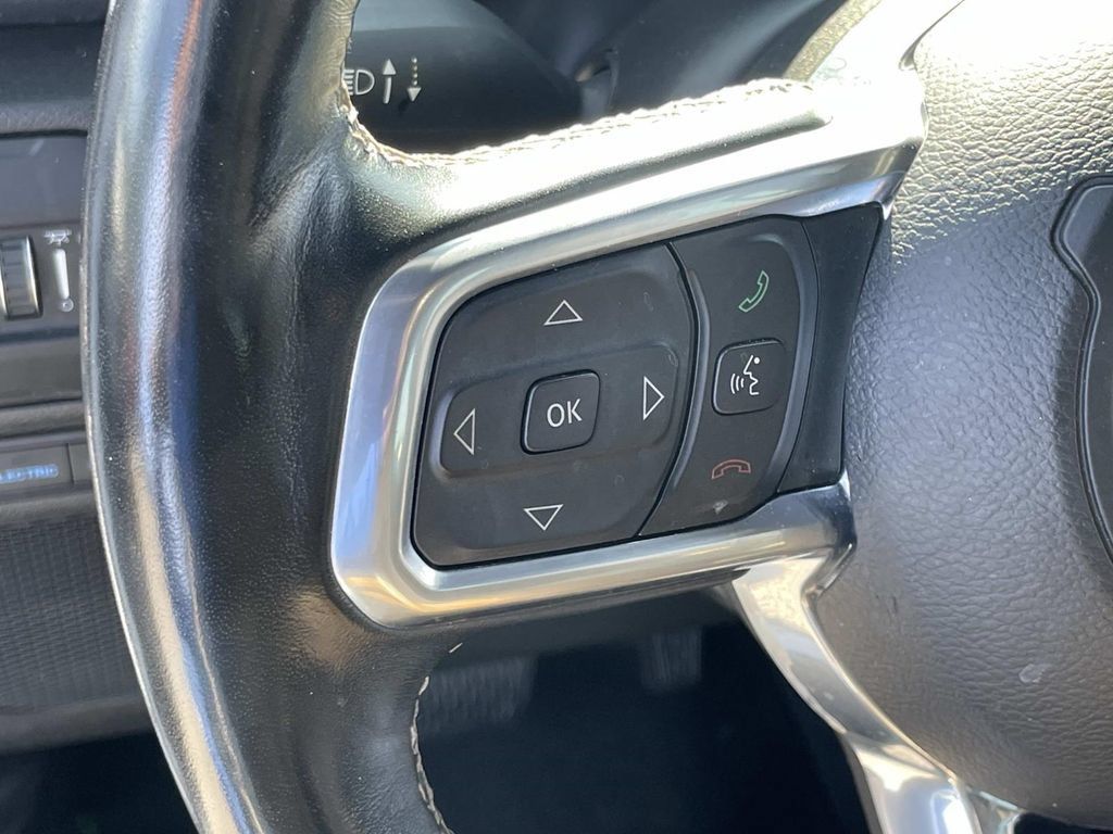 Used 2021 Jeep Wrangler Unlimited Sahara w/ Cold Weather Group AWD/4WD image 44
