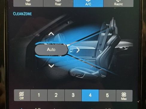 Certified 2024 Volvo XC90 B6 Ultimate w/ Protection Package image 21