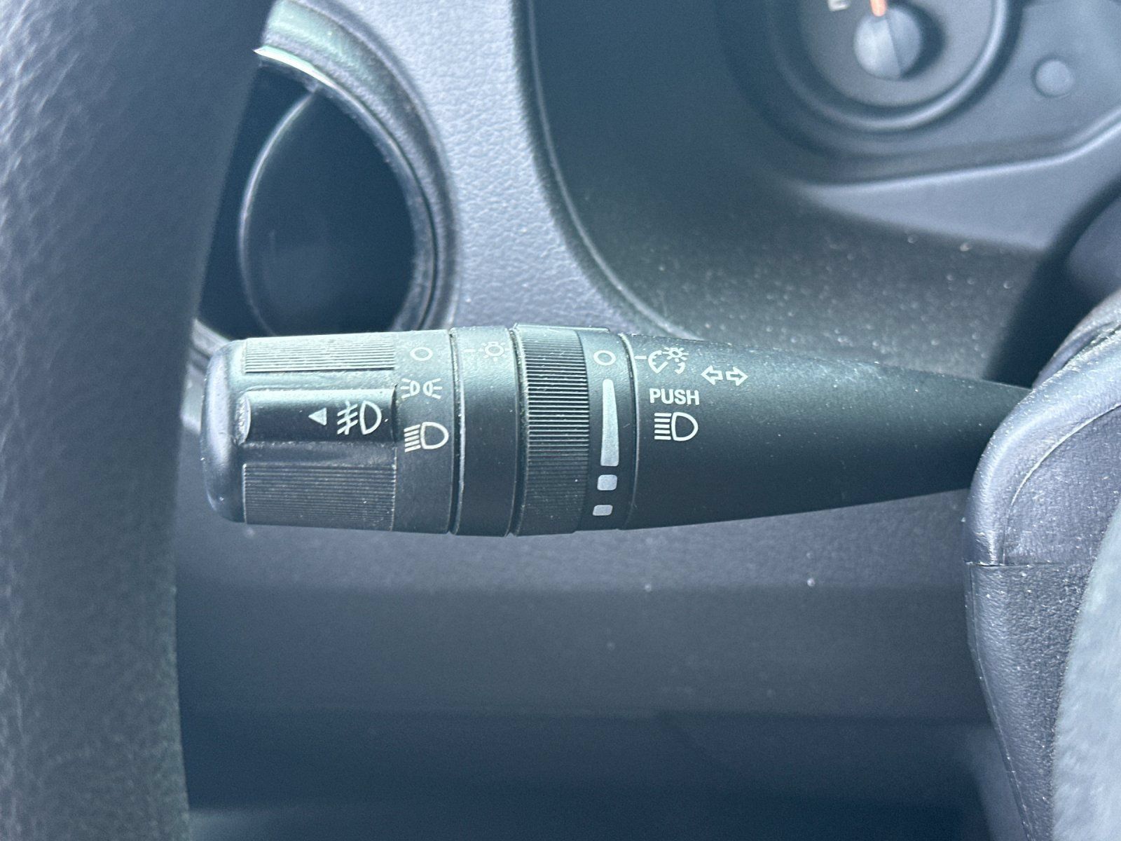 Used 2015 Jeep Patriot Sport FWD image 24