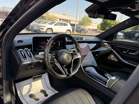 Used 2022 Mercedes-Benz S 500 4MATIC image 36