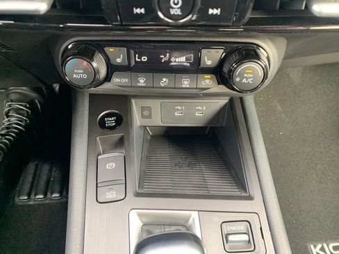 New 2026 Nissan Kicks S FWD image 14