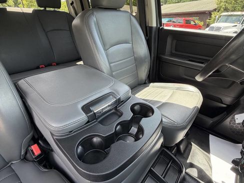 Used 2018 RAM 3500 Tradesman w/ Chrome Appearance Group AWD/4WD image 33