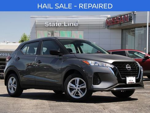 Certified 2025 Nissan Kicks Play S FWD image 1