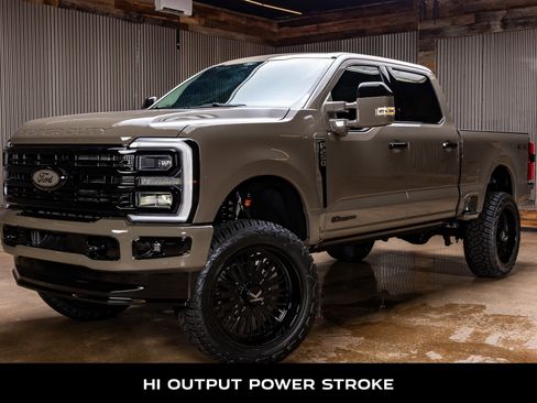 Used 2026 Ford F250 Platinum AWD/4WD image 5