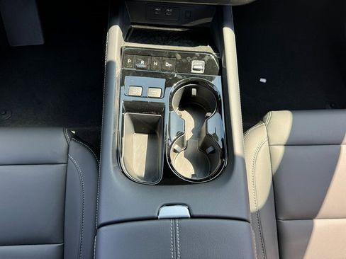 Used 2025 Nissan Murano SV image 10