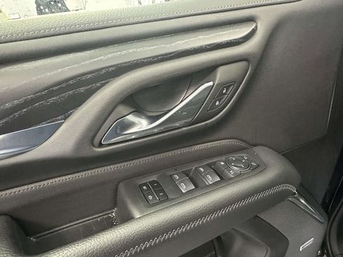 Used 2024 GMC Yukon Denali w/ Advanced Technology Package image 20