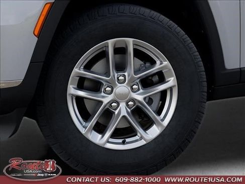 New 2026 Jeep Grand Cherokee L Laredo AWD/4WD image 9