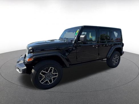 Used 2025 Jeep Wrangler Unlimited Sahara AWD/4WD image 6