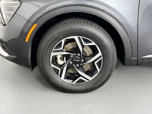 Used 2024 Kia Sportage LX AWD/4WD image 10