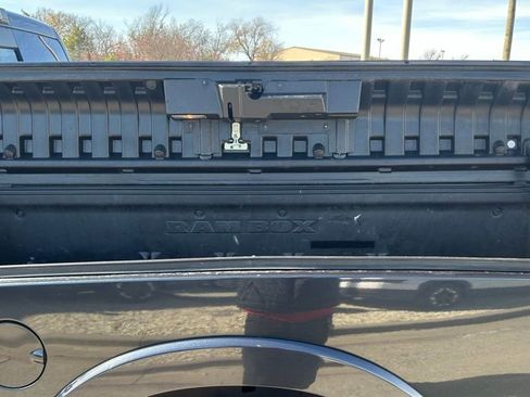 Used 2022 RAM 2500 Limited image 19