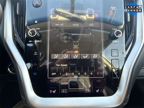 Used 2021 Subaru Outback Limited image 19