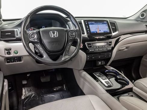 Used 2018 Honda Pilot Elite image 7