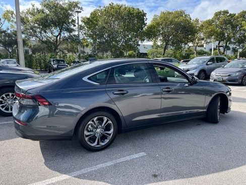 Certified 2023 Honda Accord EX image 4