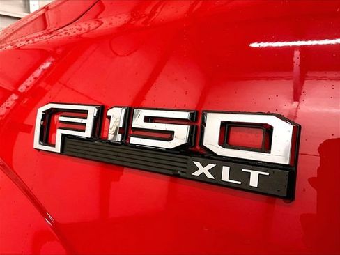 Used 2020 Ford F150 XLT w/ Equipment Group 302A Luxury AWD/4WD image 13