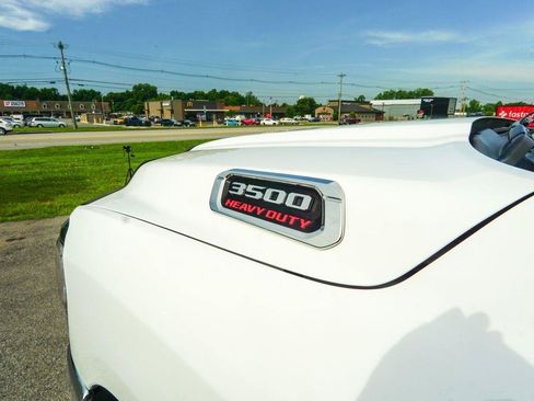 Used 2022 RAM 3500 Tradesman AWD/4WD image 8