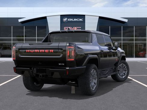 New 2026 GMC Hummer EV 4x4 Crew Cab w/ LPO, Sport Package image 4