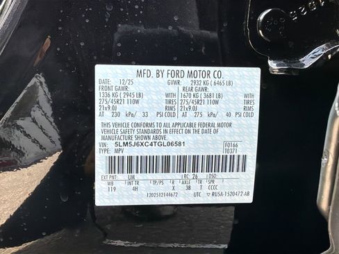 New 2026 Lincoln Aviator AWD w/ Jet Appearance Package image 25