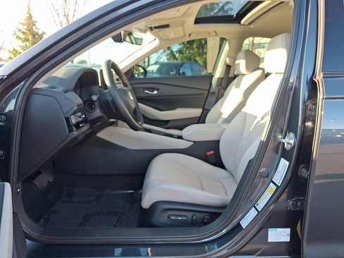 Used 2024 Honda Accord EX-L image 13