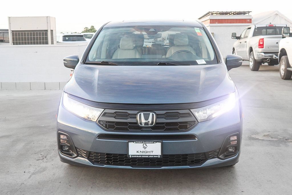Used 2025 Honda Odyssey EX-L image 3