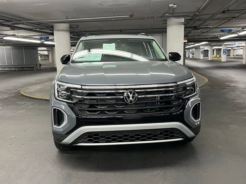 New 2026 Volkswagen Atlas Peak Edition image 33