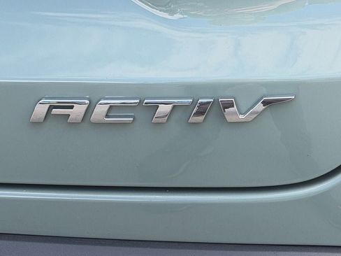 Used 2025 Chevrolet Trax ACTIV w/ Driver Confidence Package FWD image 32