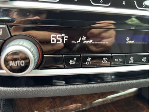 Used 2019 BMW 640i Gran Turismo xDrive w/ M Sport Package image 36