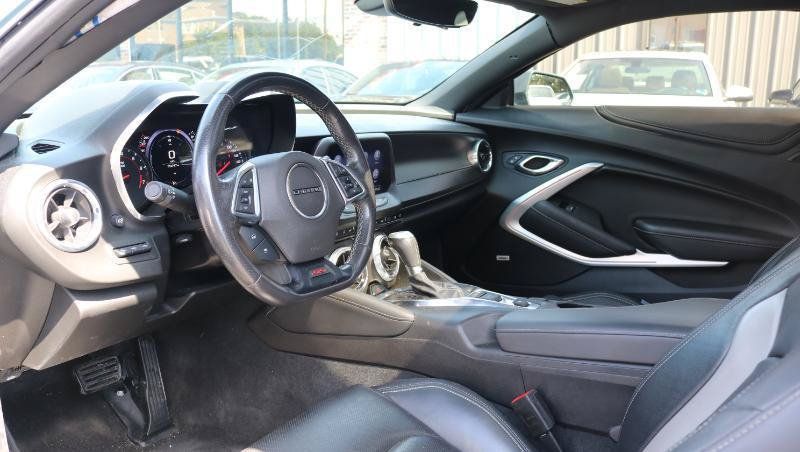 Used 2019 Chevrolet Camaro SS RWD image 18