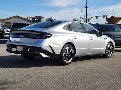 New 2026 Hyundai Sonata SEL image 2