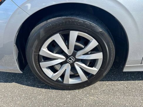 Used 2023 Honda Civic LX image 19