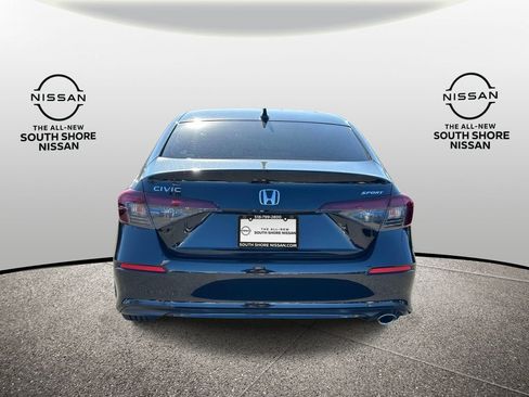 Used 2025 Honda Civic Sport image 5