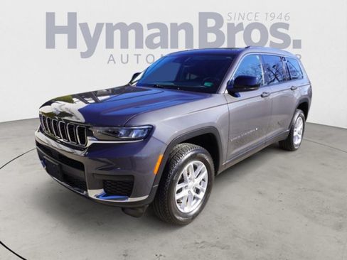 Used 2022 Jeep Grand Cherokee L Laredo w/ Luxury Tech Group I AWD/4WD image 1