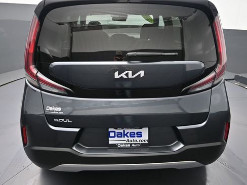 Certified 2025 Kia Soul LX w/ LX Technology Package image 31