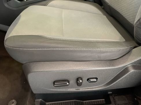 Used 2017 Ford Escape SE w/ Equipment Group 201A image 12