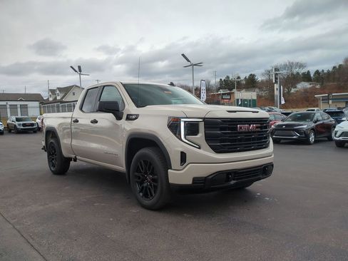 New 2026 GMC Sierra 1500 Pro w/ Graphite Edition AWD/4WD image 3