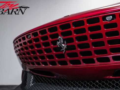 Used 2022 Ferrari Roma RWD image 9