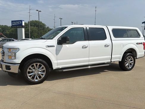 Used 2017 Ford F150 XLT w/ Equipment Group 302A Luxury AWD/4WD image 6