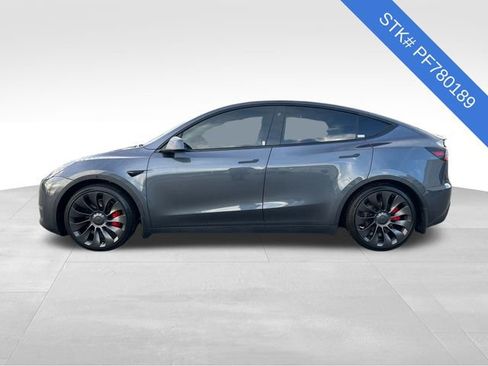 Used 2023 Tesla Model Y Performance image 4