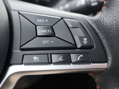 Used 2023 Nissan Kicks SR w/ SR Premium Package image 16