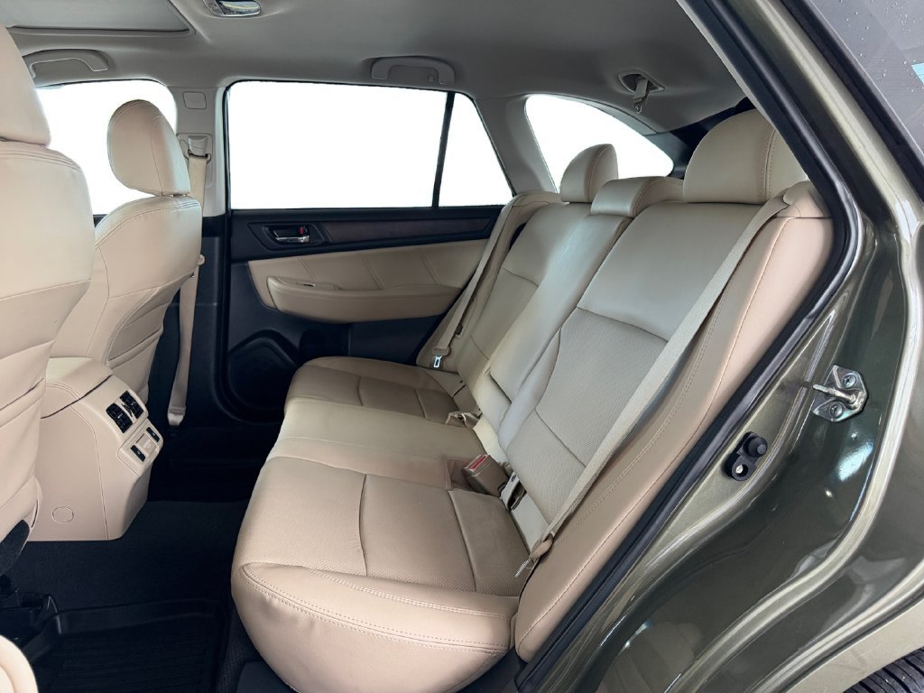 Used 2018 Subaru Outback 2.5i Limited AWD/4WD image 16